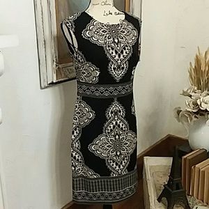 LAST CHANCE! London Times Cotton Sheath B&W Size 8